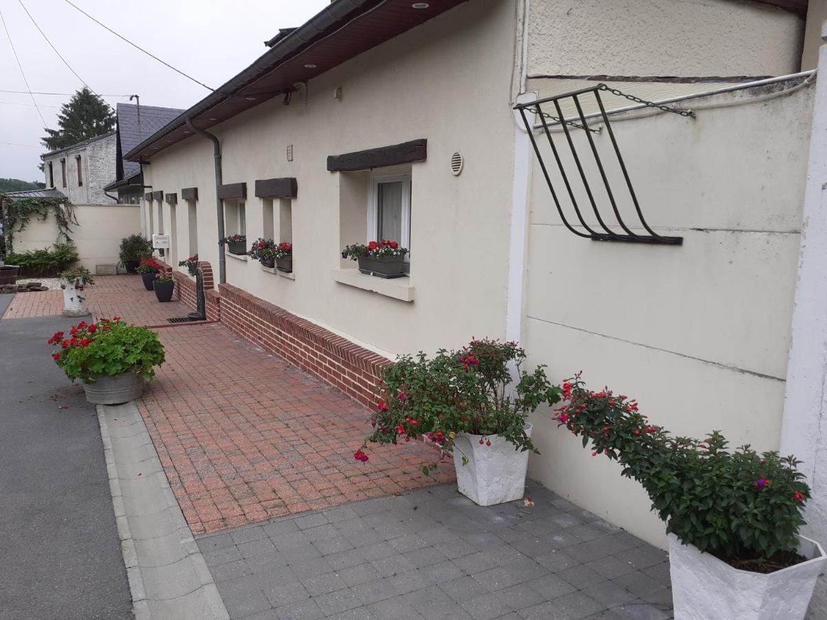 Relais Des Tourterelles Bed & Breakfast La Neuville-aux-Joutes Luaran gambar