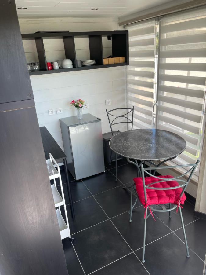 Relais Des Tourterelles Bed & Breakfast La Neuville-aux-Joutes Luaran gambar